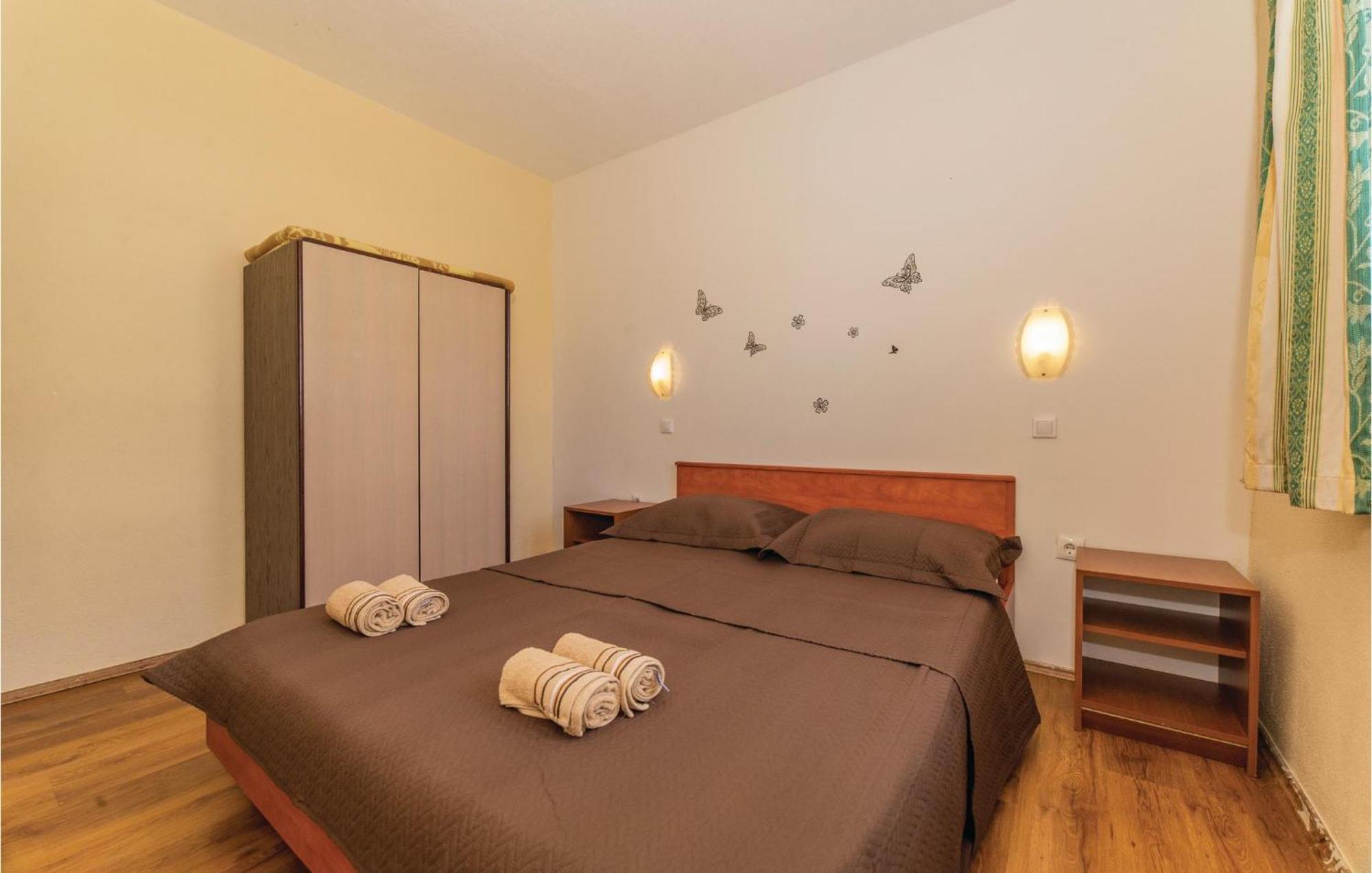Pet Friendly Apartment In Biograd With Kitchen Biograd Na Moru Dış mekan fotoğraf
