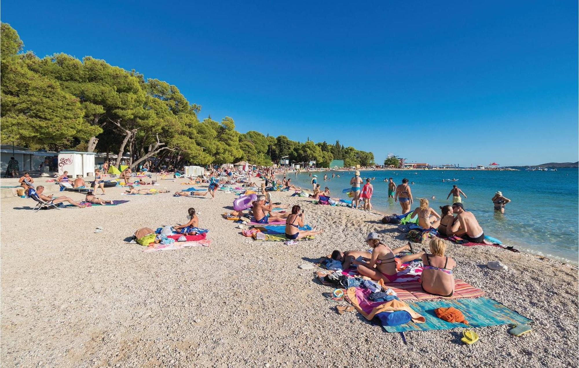 Pet Friendly Apartment In Biograd With Kitchen Biograd Na Moru Dış mekan fotoğraf