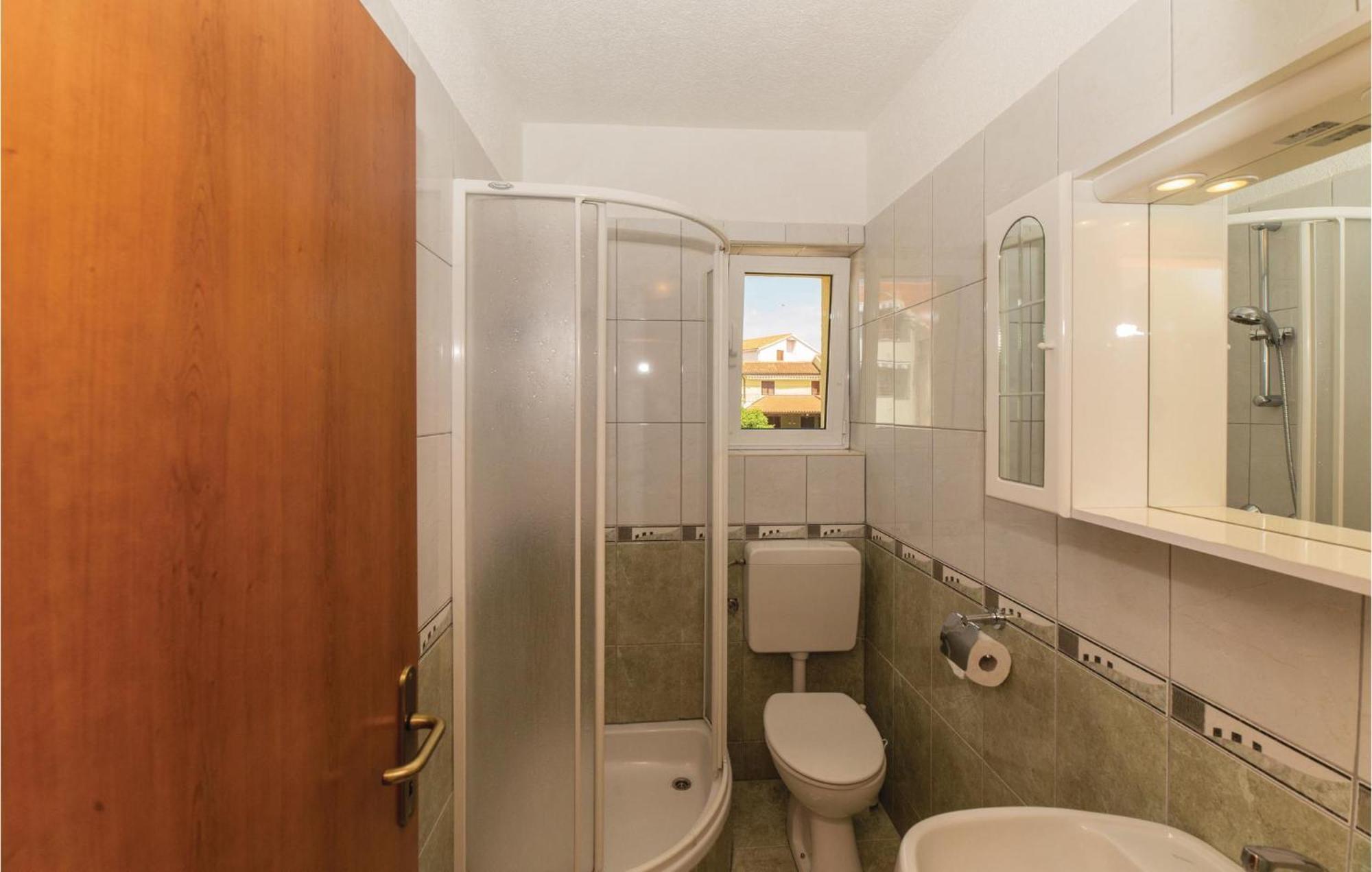 Pet Friendly Apartment In Biograd With Kitchen Biograd Na Moru Dış mekan fotoğraf