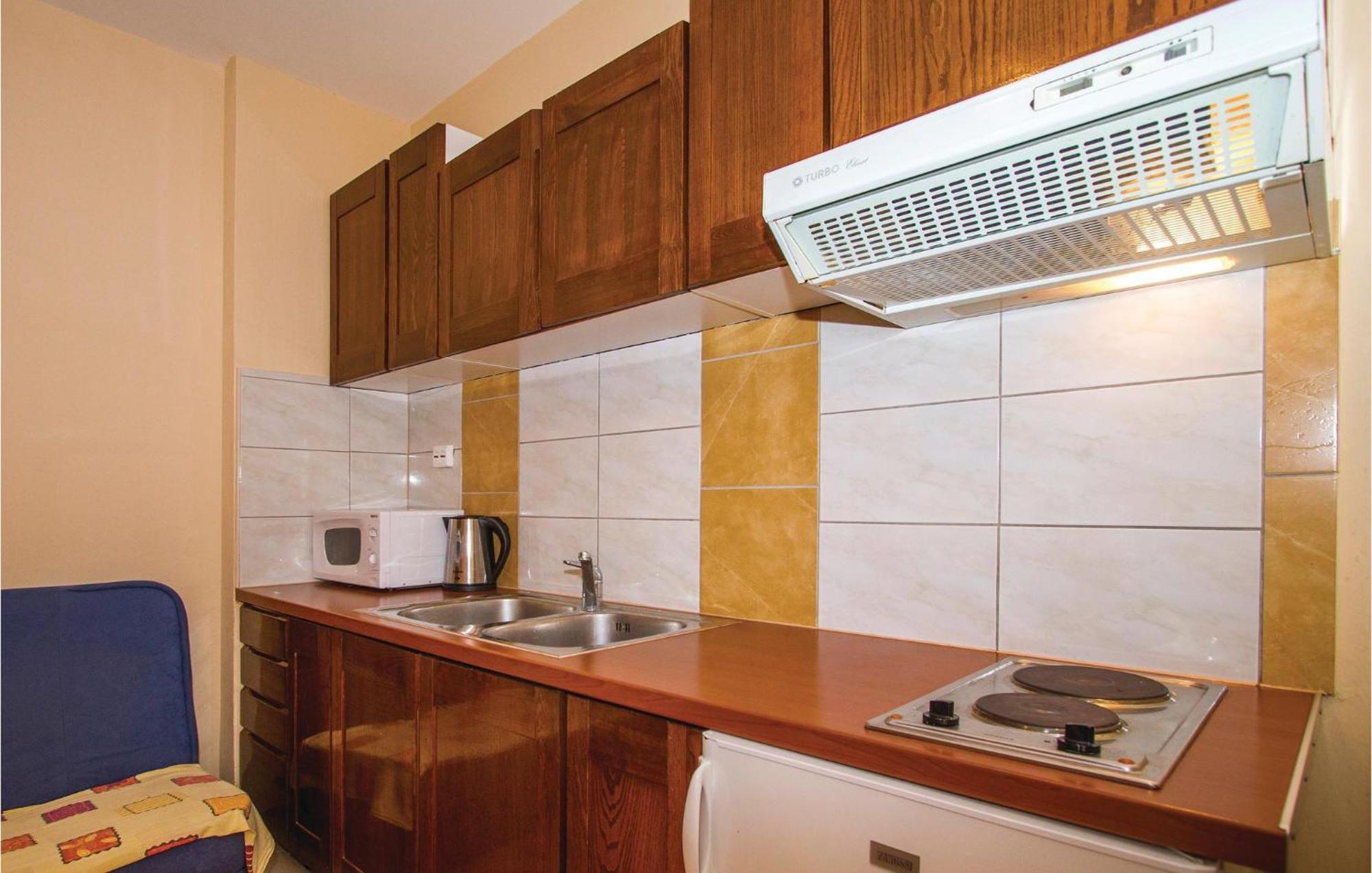 Pet Friendly Apartment In Biograd With Kitchen Biograd Na Moru Dış mekan fotoğraf